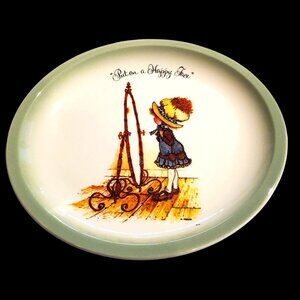 1972 Holly Hobbie Plate Collector's Edition Put on a Happy Face 10.5" Prairie